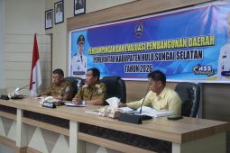 Bupati HSS tegaskan infrastruktur dan SDM prioritas untuk kemajuan daerah