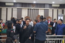 Mantan Dirut Bank Pasar Kota Semarang didakwa korupsi Rp5,2 miliar