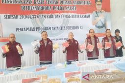 Polda Kalsel ungkap penyelundupan 30 kg sabu-sabu dan 15.056 ekstasi