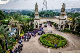 Kepedulian Sosial Hiasi Ramadan Bersama Al Azhar Memorial Garden