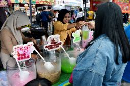 Pasar takjil sebagai upaya rekayasa ekonomi