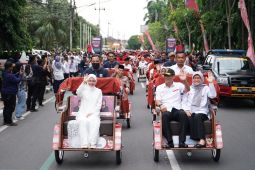 Di Kediri, sebanyak 200 becak listrik dari Presiden Prabowo diberikan