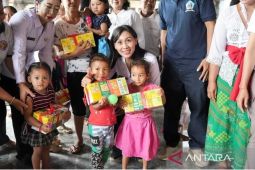 Pemkab Gianyar salurkan susu balita untuk tekan kasus stunting
