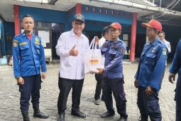 Anggota DPR dorong pemenuhan APD petugas Damkar Sidoarjo