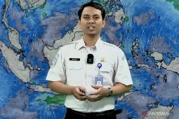 BMKG prakirakan hujan petir landa sejumlahkota besar pada Rabu
