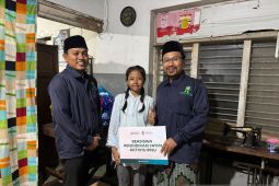 PC MA IPNU Banyuwangi salurkan beasiswa pendidikan kepada anak yatim