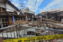 Polisi periksa 11 orang saksi insiden ledakan petasan di Situbondo