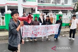 Mahasiswa desak polisi militer Meulaboh adili dua oknum TNI pengeroyok siswa SMA