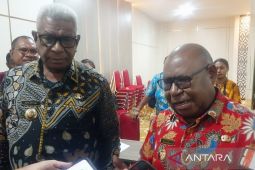 Johannes Rettob: Laporkan jika ada yang catut nama kami minta proyek
