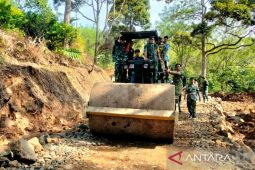 Buka isolasi, TMMD Rejang Lebong percepat distribusi kopi hasil tani