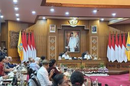 Luhut sasar Bali buat percepat transformasi digital pemerintah