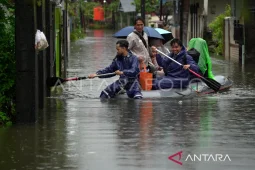 SAR Gabungan telah siaga evakuasi korban bencana banjir di Sulsel