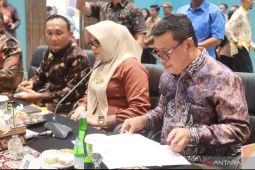 Wabup Katamso Hadiri RUPS Bank 9 Jambi
