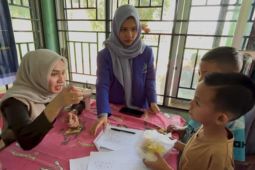 Dosen Unsam salurkan bubur bergizi untuk warga terdampak bencana