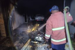 Polres Lamongan dalami kasus pembakaran rumah di Paciran