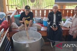 Kanji rumbi masih jadi tradisi saat Ramadhan di Masjid Darussalam Langsa