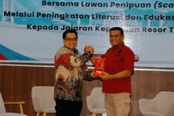 Polres Ternate bersama OJK berantas penipuan daring  lewat literasi keuangan