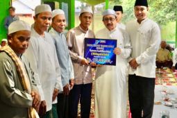 Wabup Banjar salurkan Rp600 juta gerakkan ekonomi Aluh-Aluh