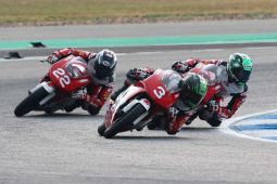 Empat pembalap Indonesia mengamankan poin awal Moto4 di Buriram