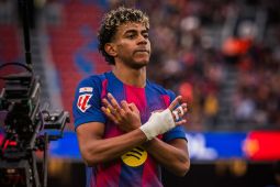 Flick puji penyerang sayap Lamine Yamal yang cetak "hattrick" ke gawang Villareal