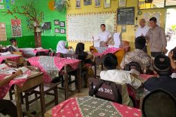 SPPG Dolok Manampang kunjungi penerima manfaat, request dimsum dan lontong sate