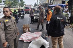 Pengendara motor meninggal dalam kecelakaan di Surabaya