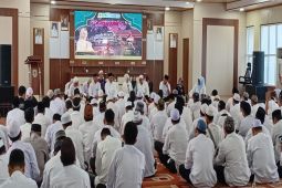 Kadisdik Kalsel serap aspirasi guru HSU dalam Safari Ramadan