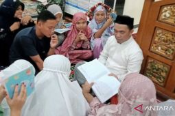 Anggota DPRD Gorontalo Utara ajarkan keutamaan salat pada gen z