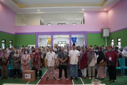Komisi IX DPR ajak warga Surabaya kolaborasi sukseskan Program MBG