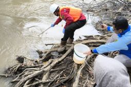 Warga Desa Masukau keluhkan air Sungai Jaing yang tercemar