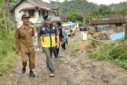 Pemkab Garut kaji kondisi jalan pengembangan jalur selatan