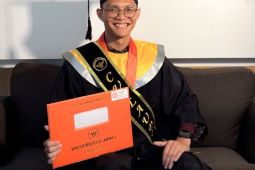 Dzaky Achmad Rizkullah raih cumlaude dengan tekad dan doa orang tua