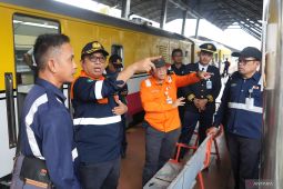 KAI Daop 8 Surabaya cek kesiapan Stasiun Lamongan jelang lebaran