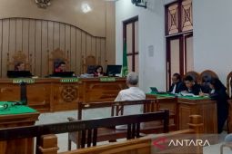 Hakim vonis mantan Kadinkes Batu Bara lima tahun penjara