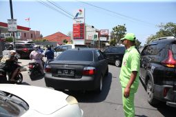 Pertamina minta masyarakat tidak perlu panik stok BBM cukup