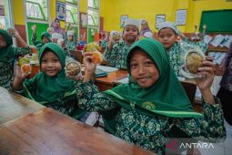 BGN: MBG tetap diberikan sesuai jumlah hari kehadiran siswa di sekolah