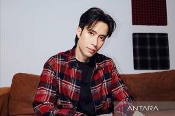 Penyanyi dan penulis lagu Vidi Aldiano meninggal dunia