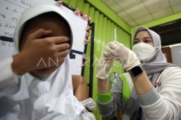 Gejala campak diawali flu biasa diikuti panas tinggi