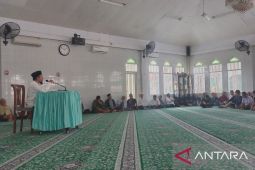 Tausiyah Ramadhan Hari ke-17: Ustadz Sufrin ajak jamaah evaluasi target ibadah