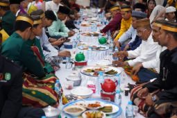 Tudang manre sipulung tradisi Bugis yang menyatukan Pontianak di bulan Ramadan