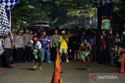 Polres Bekasi salurkan energi remaja lewat "Night Run Cikarang Presisi"