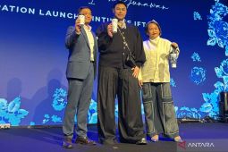Kopi Kenangan gandeng Ivan Gunawan hadirkan kemasan baru
