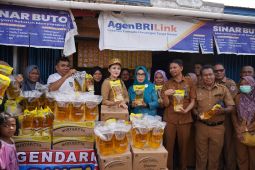 Gubernur Malut pantau distribusi minyak goreng  bersubsidi dan beras