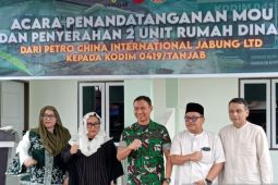 Perkuat Keamanan Wilayah, SKK Migas-PetroChina Serahkan Gedung Koramil Betara dan Dua Unit Asrama Kodim Tanjab