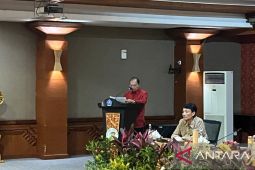 Koster: Bagi pegawai pemkot Denpasar ke seluruh desa buat tangani sampah