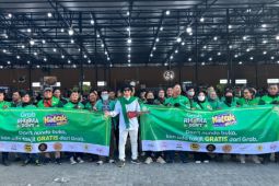 Semangat Ramadan di Medan, mitra Grab bagikan ratusan takjil