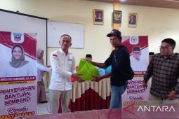 Safari sosial Gerindra bagikan ribuan sembako di Dharmasraya