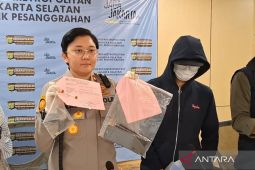 Seorang pria ditemukan tewas dengan luka tembak bagian kepala di Pesanggrahan