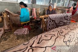 Disbudpar Cirebon mengkaji 15 karya budaya untuk pengusulan WBTb nasional