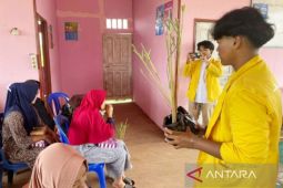 ULM edukasi warga Desa Benua Raya Kalsel tentang rumah sehat dan bebas nyamuk